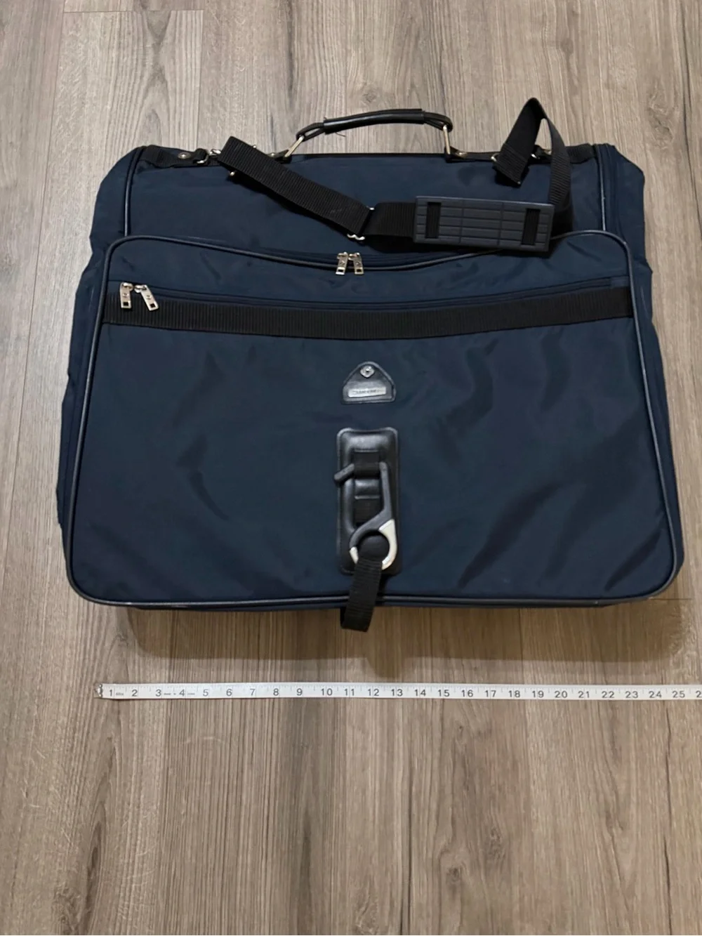Samsonite Navy Travel Garment Bag with Shoulder Strap